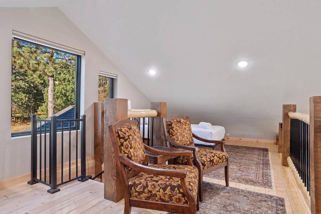 The Haven-Rustic Secluded Cabin Custer Bagian luar foto