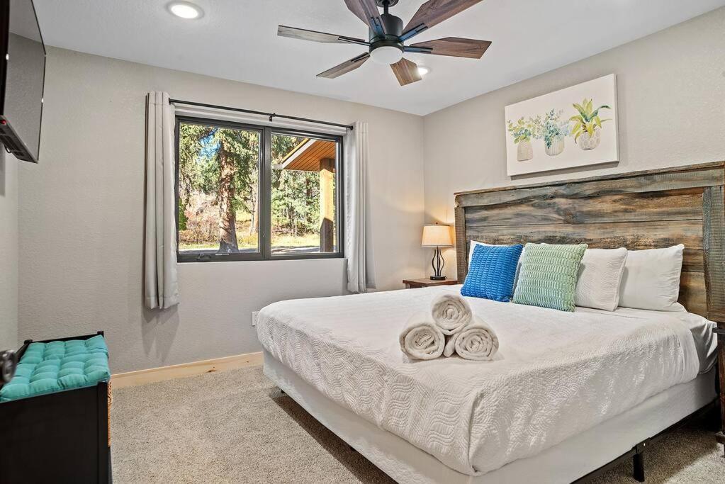 The Haven-Rustic Secluded Cabin Custer Bagian luar foto
