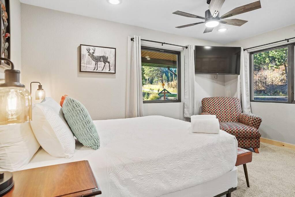The Haven-Rustic Secluded Cabin Custer Bagian luar foto